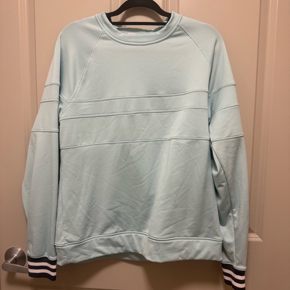 Cotopaxi women’s Light Blue Crewneck Sweater